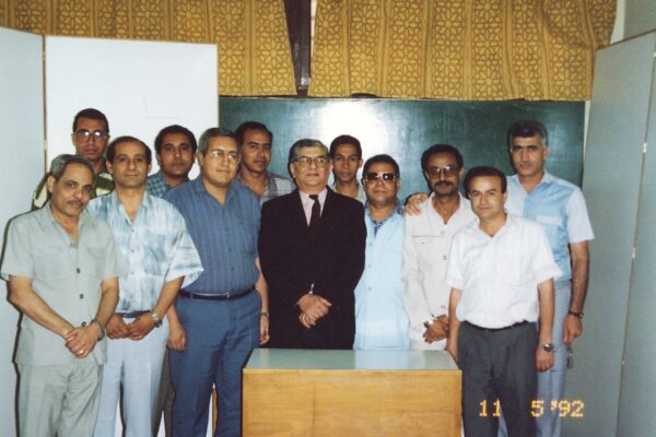 المشاركون في دورة إدارة المشروعات مايو 1992