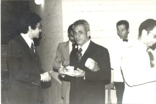 علي اليمين د.فاروق الجوهري ود.حسين أباظة